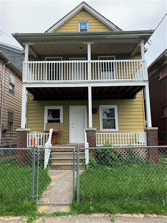419 18th St photo 1