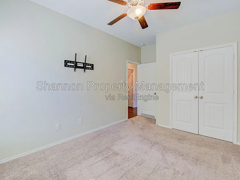 9547 Summer River Dr — Photo 19