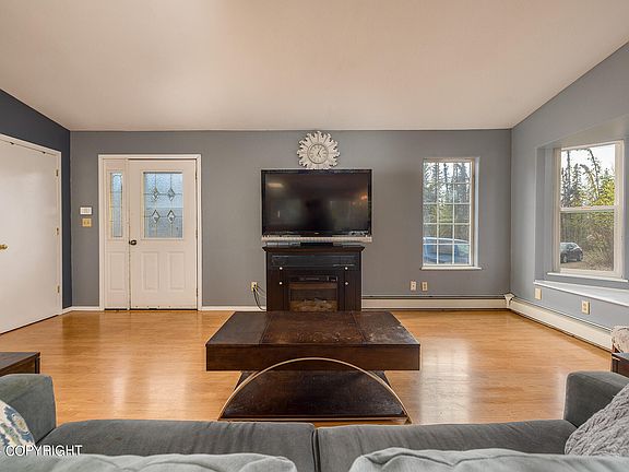 5th image of 4980 W Greensward Dr