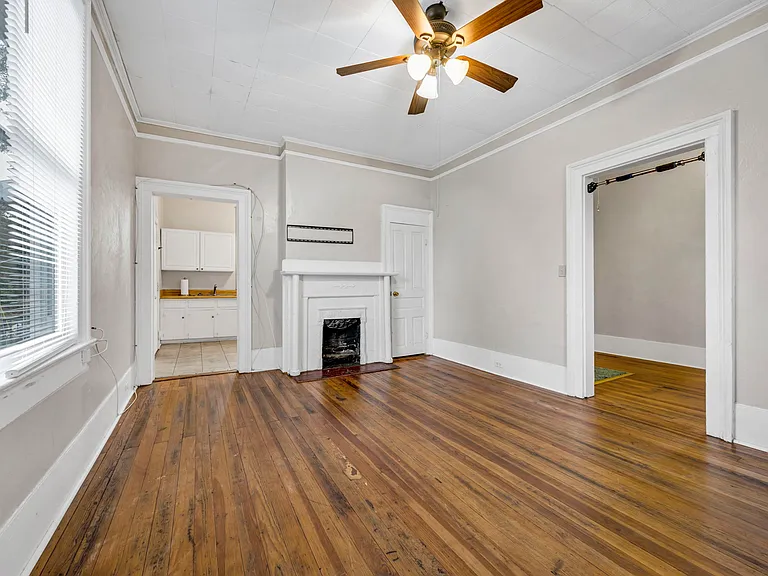 614 Heidt St — Photo 13