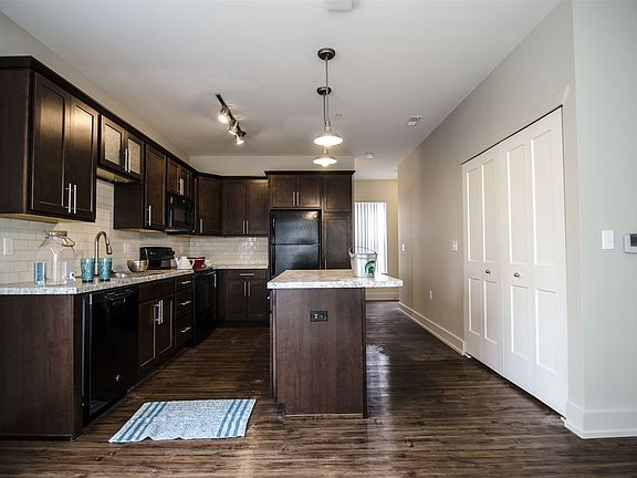 Beech Townhomes in East Lansing (4)
