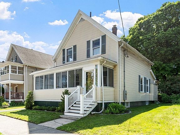 3rd image of 140 Lake View Ave