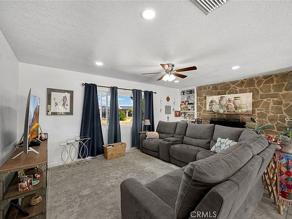 2nd image of 14975 Gayhead Rd
