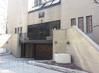 5747 N Sheridan Rd APT F, Chicago, IL 60660
