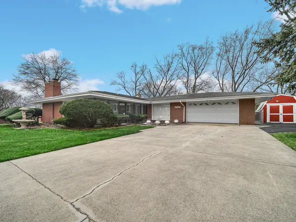 20580 Bensley Ave, Lynwood, IL 60411