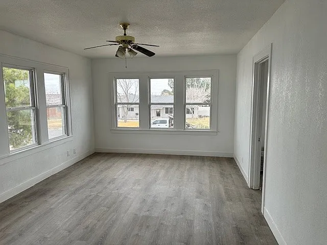415 S Cherry St #B — Photo 14