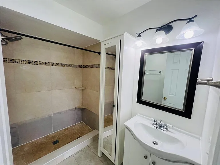 3941 Atrium Dr #L3 — Photo 18