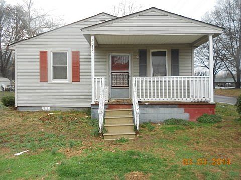 1st image of 2036 W Poplar St