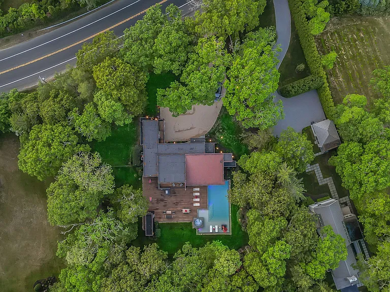 121 Montauk Hwy — Photo 65