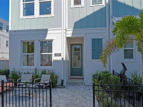 2451 Mangum Ct, Sarasota, FL 34237