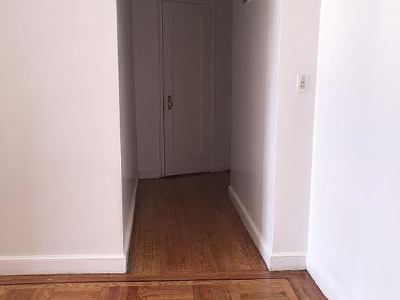 2nd image of 95 W 195th St APT 3B