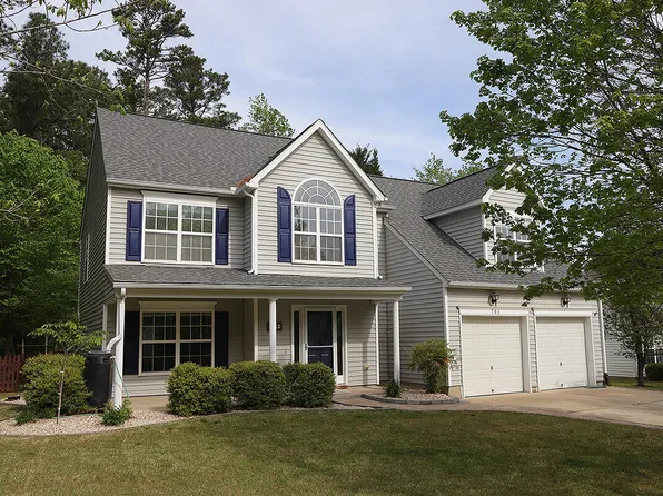 108 Harvolly Dr, Holly Springs, NC 27540