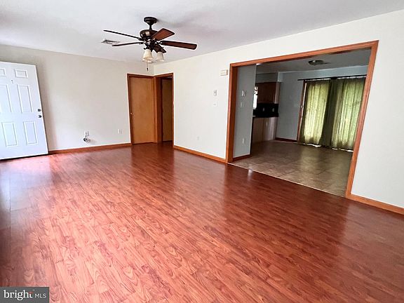4th image of 66 Parkview Hts