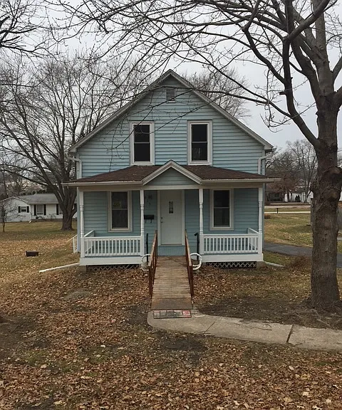 815 N High St — Photo 1
