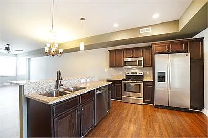 124 Capital St #1 — Photo 12