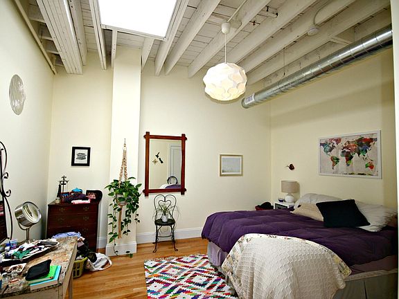 4th image of 381 W Fountain St Unit 202
