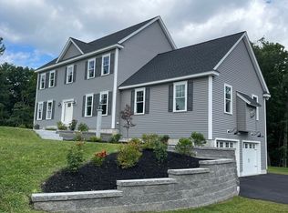 33 Paugus Trl, Groton, MA 01450