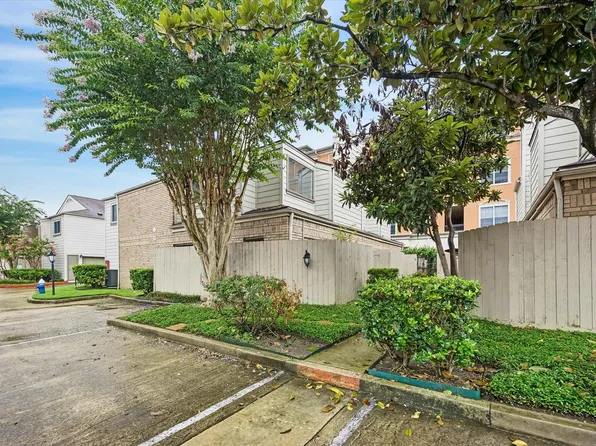1829 Augusta Dr APT 19, Houston, TX 77057