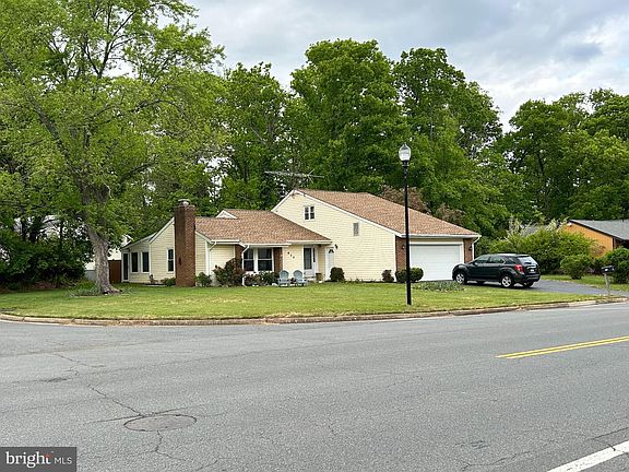 4th image of 412 Sugarland Run Dr