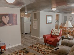 26436 Waterview Dr, Warsaw, MO 65355