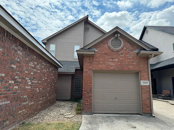 2nd image of 2416 Forest Brook Ln