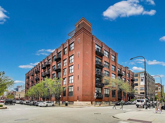 2nd image of 1000 W Washington Blvd Unit 418