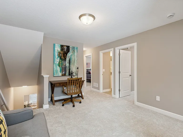 13837 Oakwood Dr — Photo 3