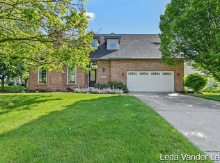 10553 River Bluff Trl, Zeeland, MI 49464