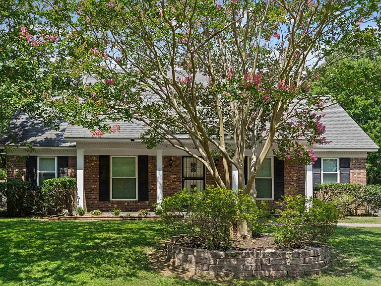 461 Dove Valley Rd — Photo 1