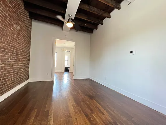 Rented by Rumah Realty Inc | media 6