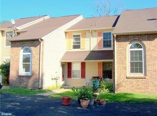 39 Logger Mill Rd, Horsham, PA 19044