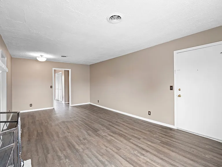7305 Weston Way — Photo 7
