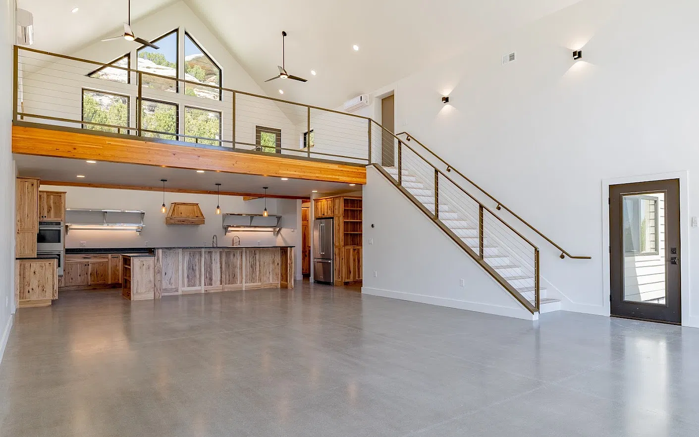 5 bed, 3550 sqft, $3,500 — Photo 4