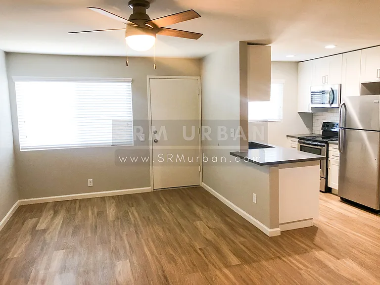 3209 Meade Ave #7 — Photo 2