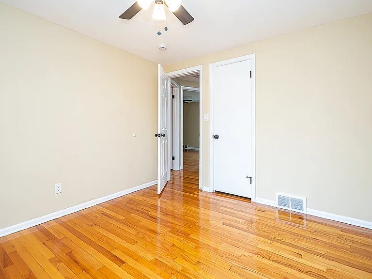 18309 Newell Rd #UP — Photo 30