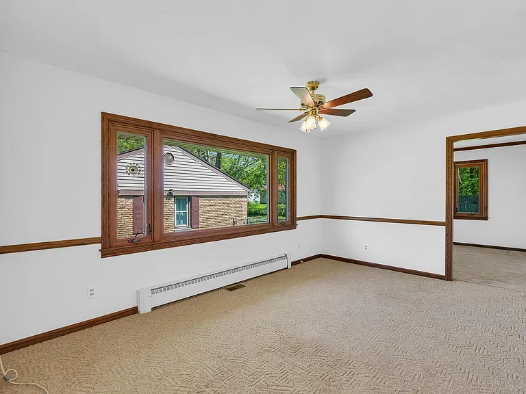 1702 Golfview Dr — Photo 5