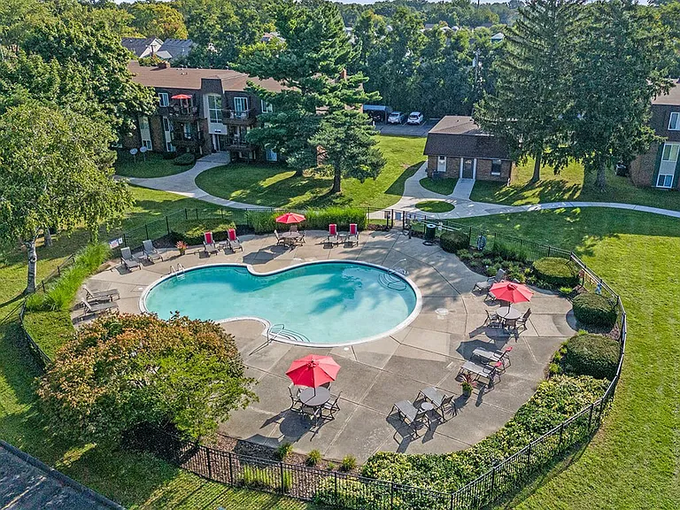Swimming Pool & Sundeck