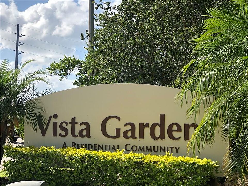 1st image of 31 Vista Gardens Trl