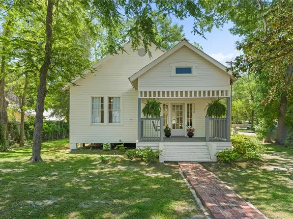 2248 Monroe St, Mandeville, LA 70448