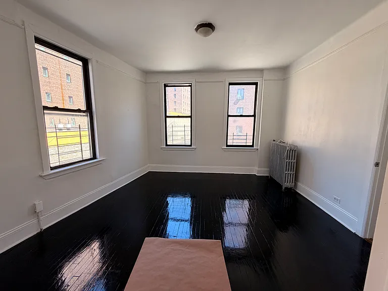 1381 Virginia Ave #3 — Photo 9