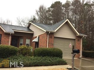 225 Lagrange Ct, Fayetteville, GA 30214