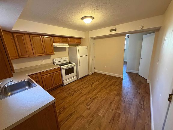 4th image of 1108 Council St #B