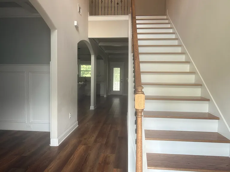 4050 Stowe Dr — Photo 4