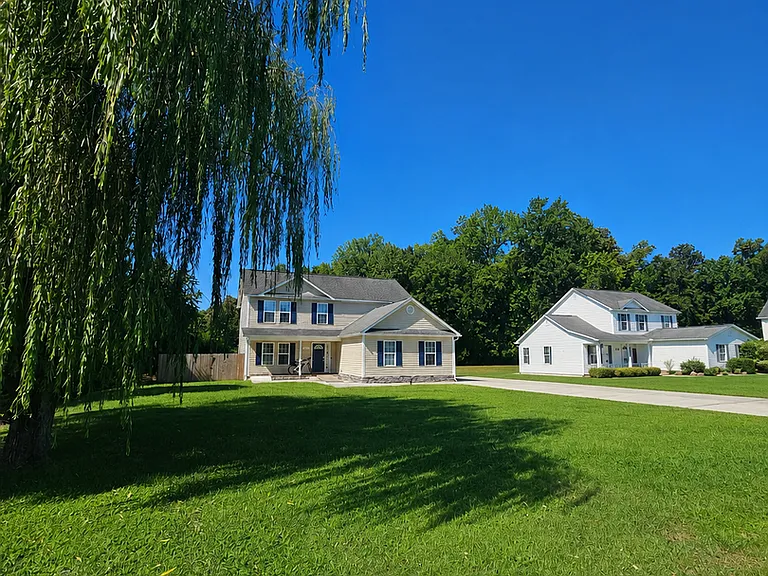 111 Casey Ct — Photo 1