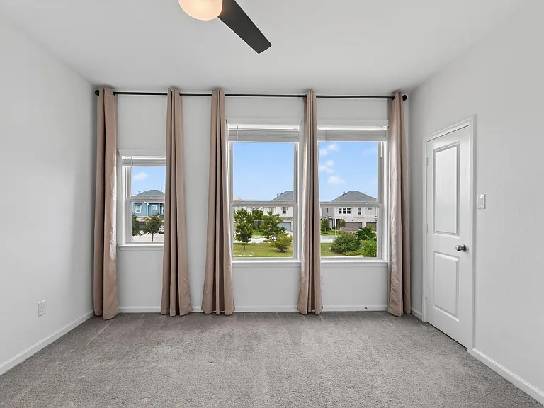 5634 Amber Brook Ln — Photo 34