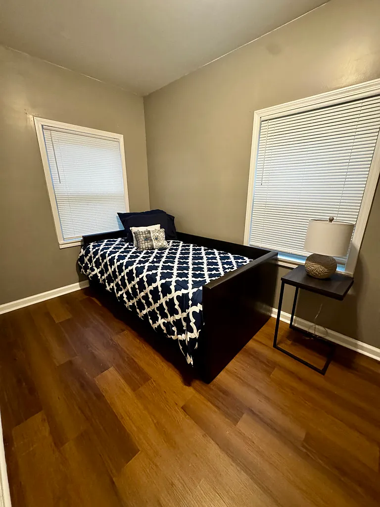 3 bed, $1,675 — Photo 4