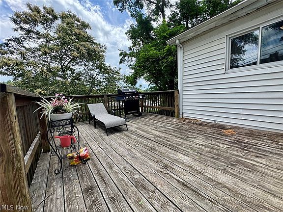 4th image of 816 21st St