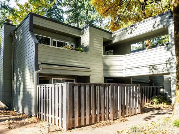 15938 Quarry Rd APT 5A, Lake Oswego, OR 97035