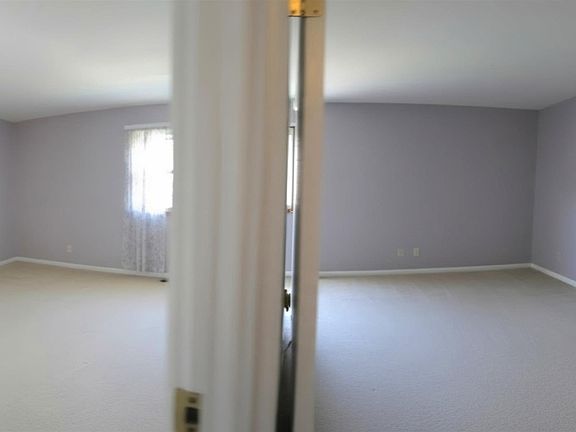 4th image of 313 W Brigantine Ave APT 5