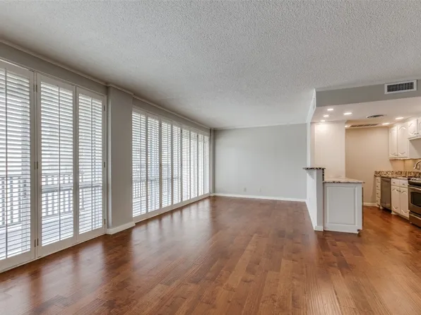 6211 W Northwest Hwy APT 300, Dallas, TX 75225